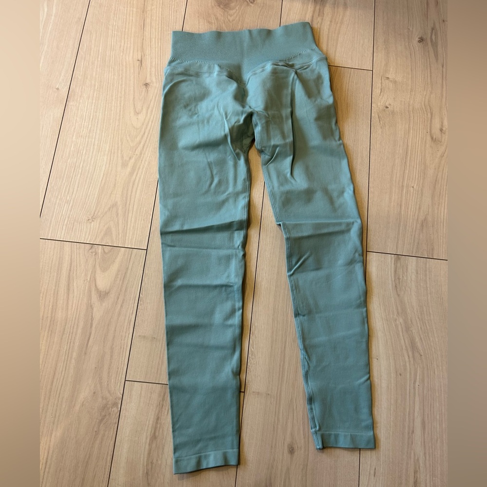 Australian brand leggings